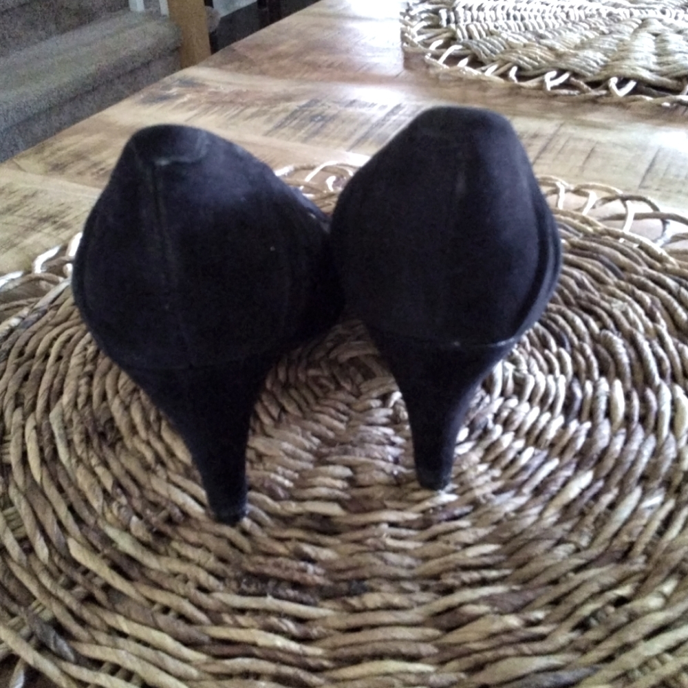 Jessica Simpson heels - Picture 3 of 8